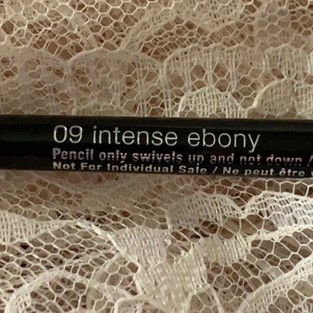Clinique Quickliner for eyes Intense Ebony 09 New